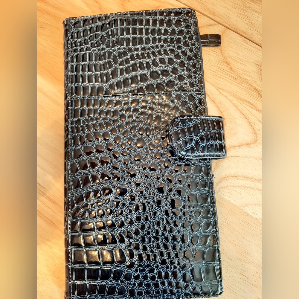Canadian Club Rochelier  Leather Clutch Wallet